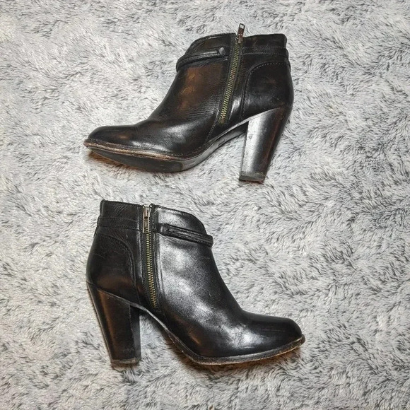 Frye Black Ankle Booties Heel Jenny Leather Zipper Equestrian 8.5 - Picture 6 of 13